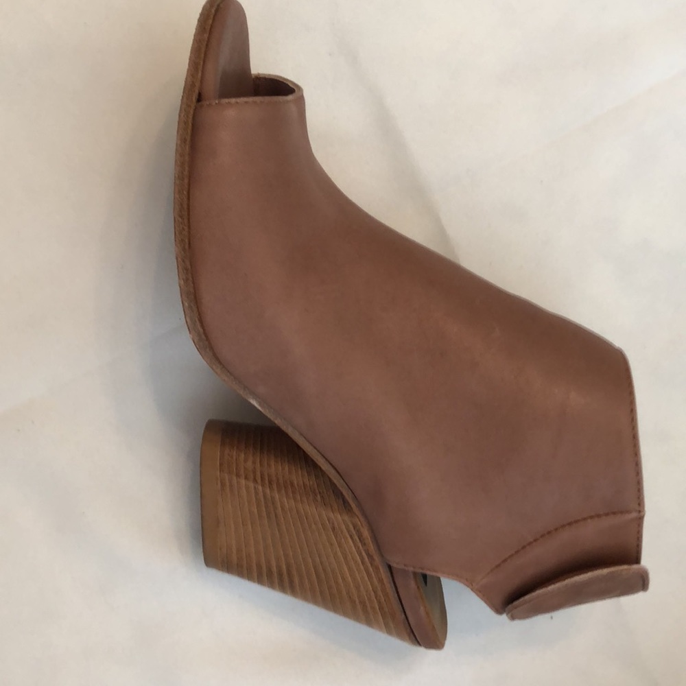Steve By Steve Madden Natl Lea View 5
